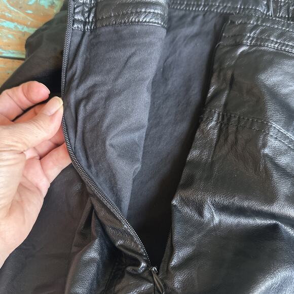 Free People Women's Fake Out Wrap Skirt Black Faux Leather NWT $78 Size 2 Sexy - Picture 11 of 11